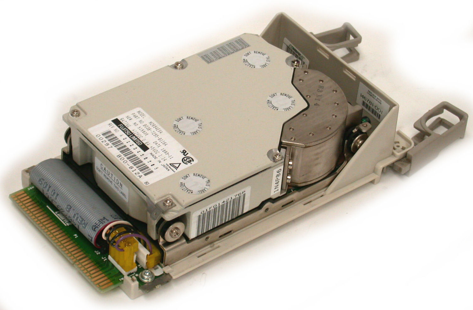 Fujitsu-M2694ESA 003.jpg  (181.0 Kb)