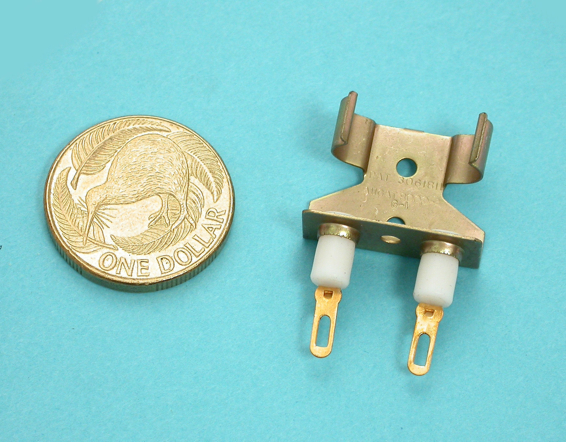 23XTL-HC6U-8000-AG1-Augat_01.JPG  (473.3 Kb)
