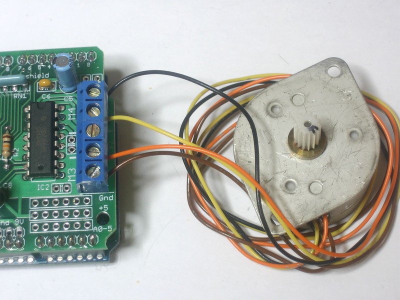 adafruit_products_bipolar.jpg