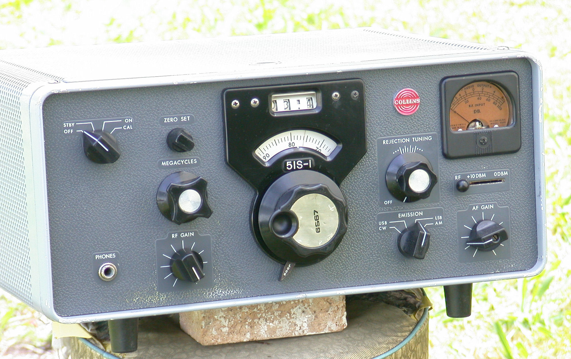 51S1-Collins_009.jpg  (502.1 Kb)