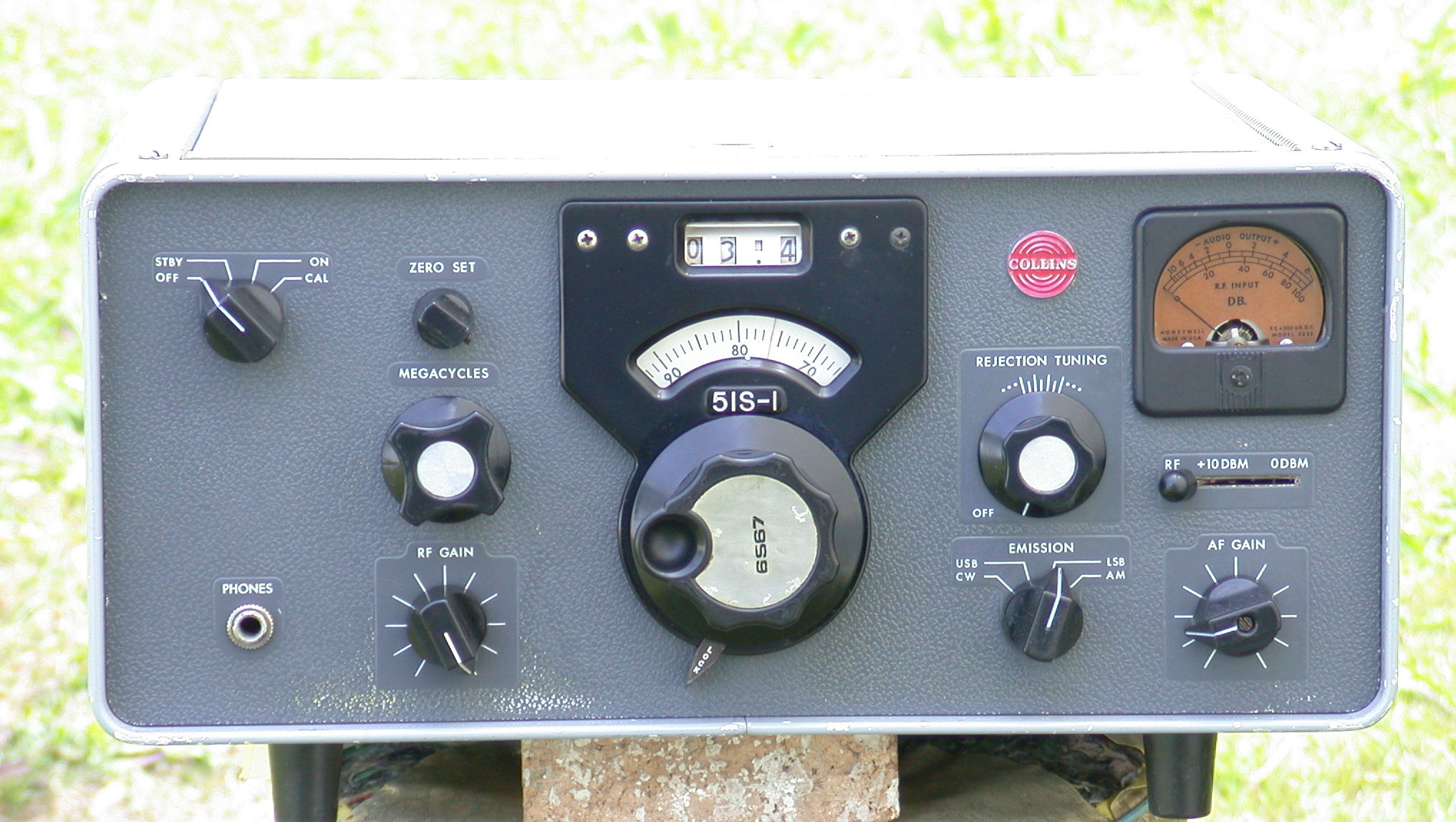 51S1-Collins_01.jpg  (419.0 Kb)