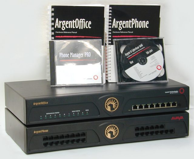 ArgentPhone-F-SW-640.jpg  (47.3 Kb)