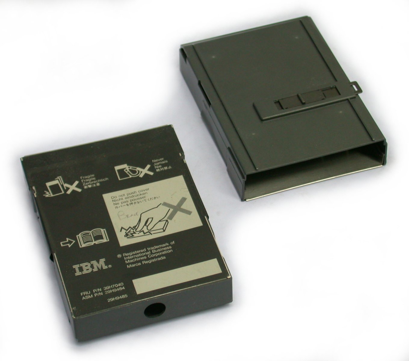 Ibm-39h7040.jpg  (111.8 Kb)