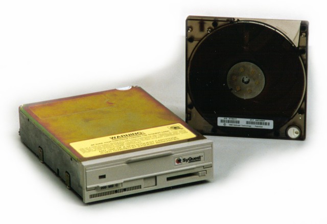 SQ-5200C.jpg  (37.1 Kb)