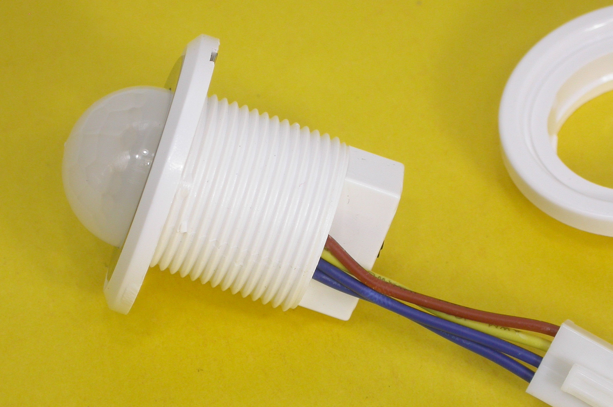 1PST-NO-230V-40W-PIR-CASA_02.JPG  (348.0 Kb)