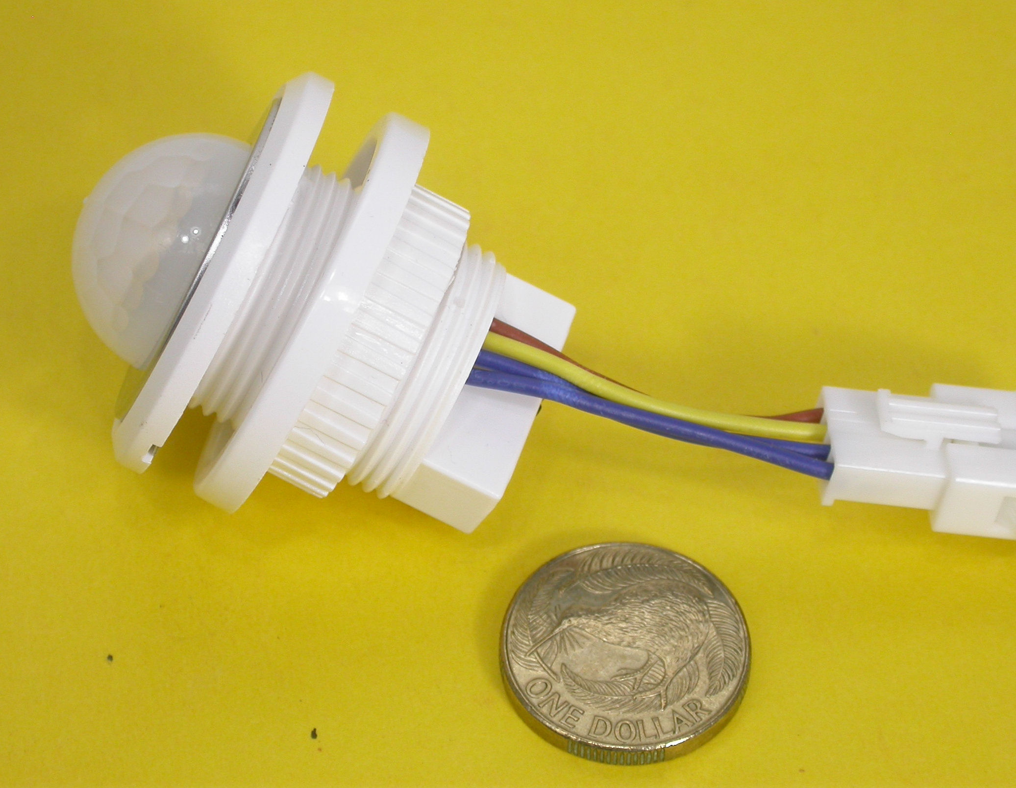 1PST-NO-230V-40W-PIR-CASA_034.JPG  (411.4 Kb)