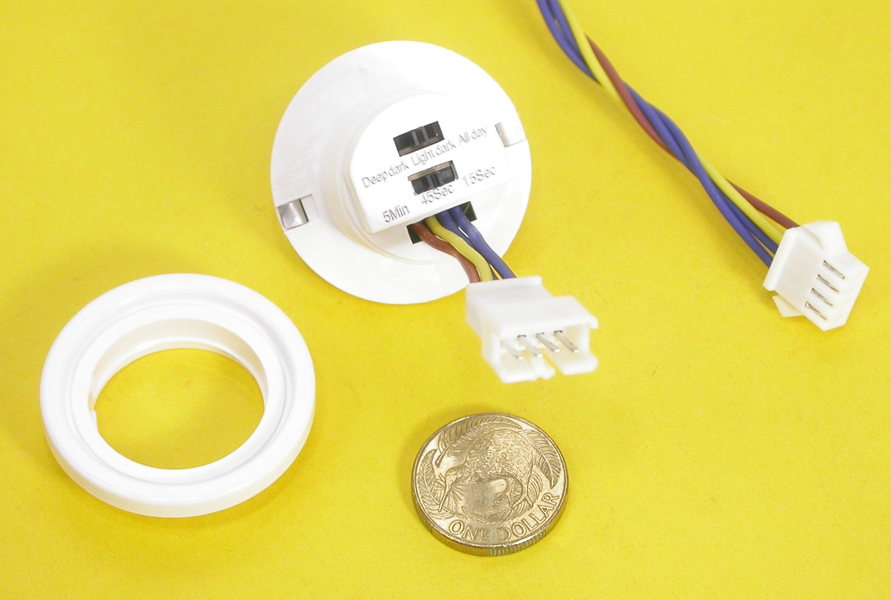 1PST-NO-230V-40W-PIR-CASA_08.JPG  (286.6 Kb)