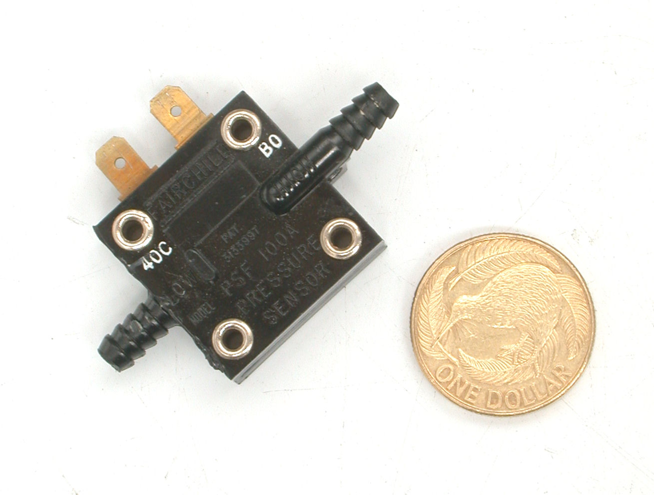 PSF-100A-Fairchild-02.jpg  (135.9 Kb)