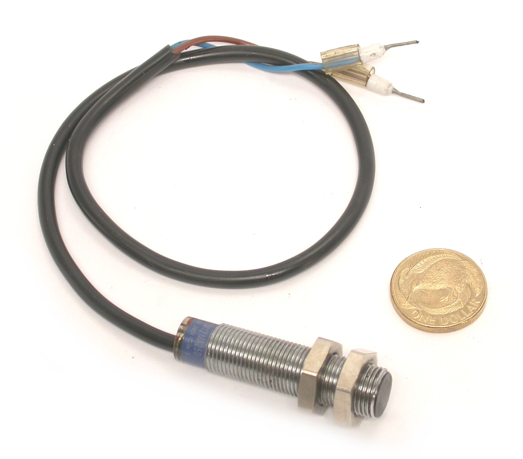 XS1M12MA260-Telemecanique_00.JPG  (195.7 Kb)