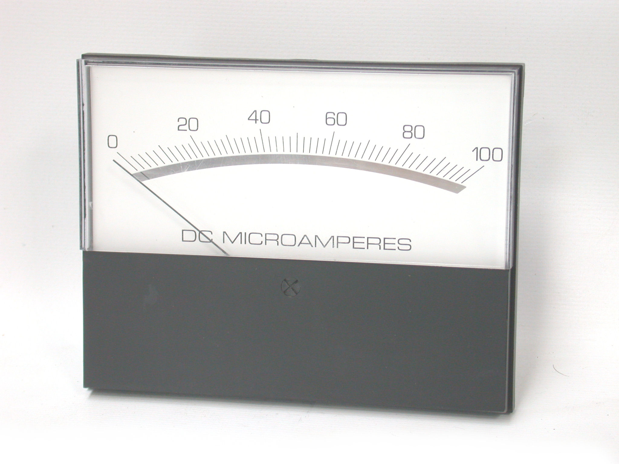 100uA-130x100mm-Modutec_01.jpg  (306.8 Kb)