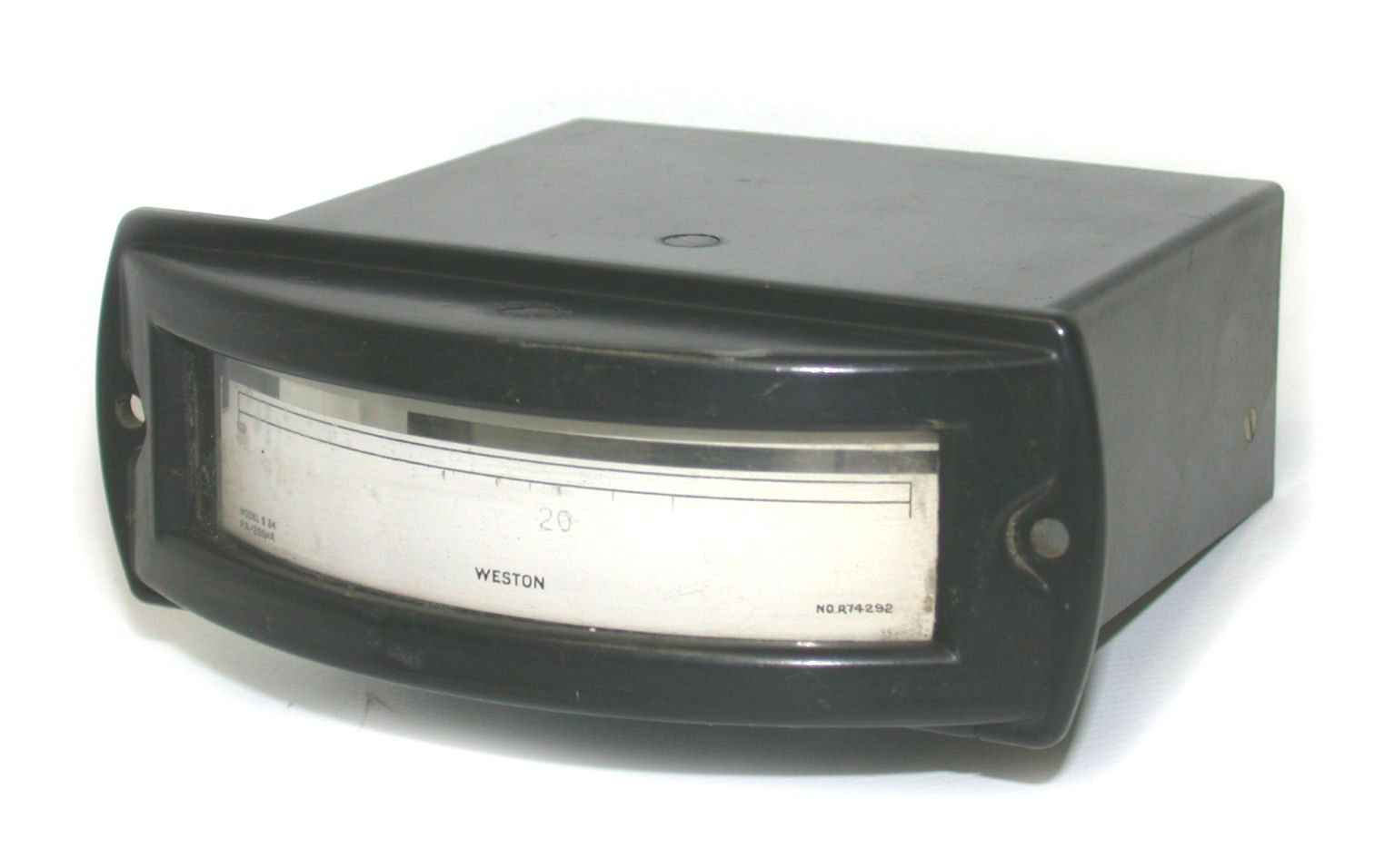 200uA-Weston_01.jpg  (119.2 Kb)