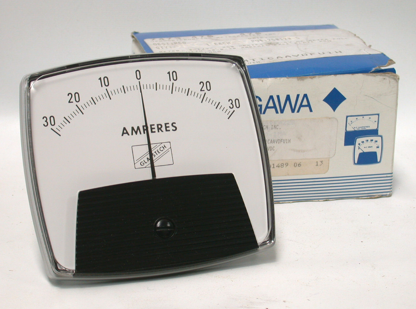 30-0-30Adc-5Vfsd-115mm-YEW_001.jpg  (207.0 Kb)