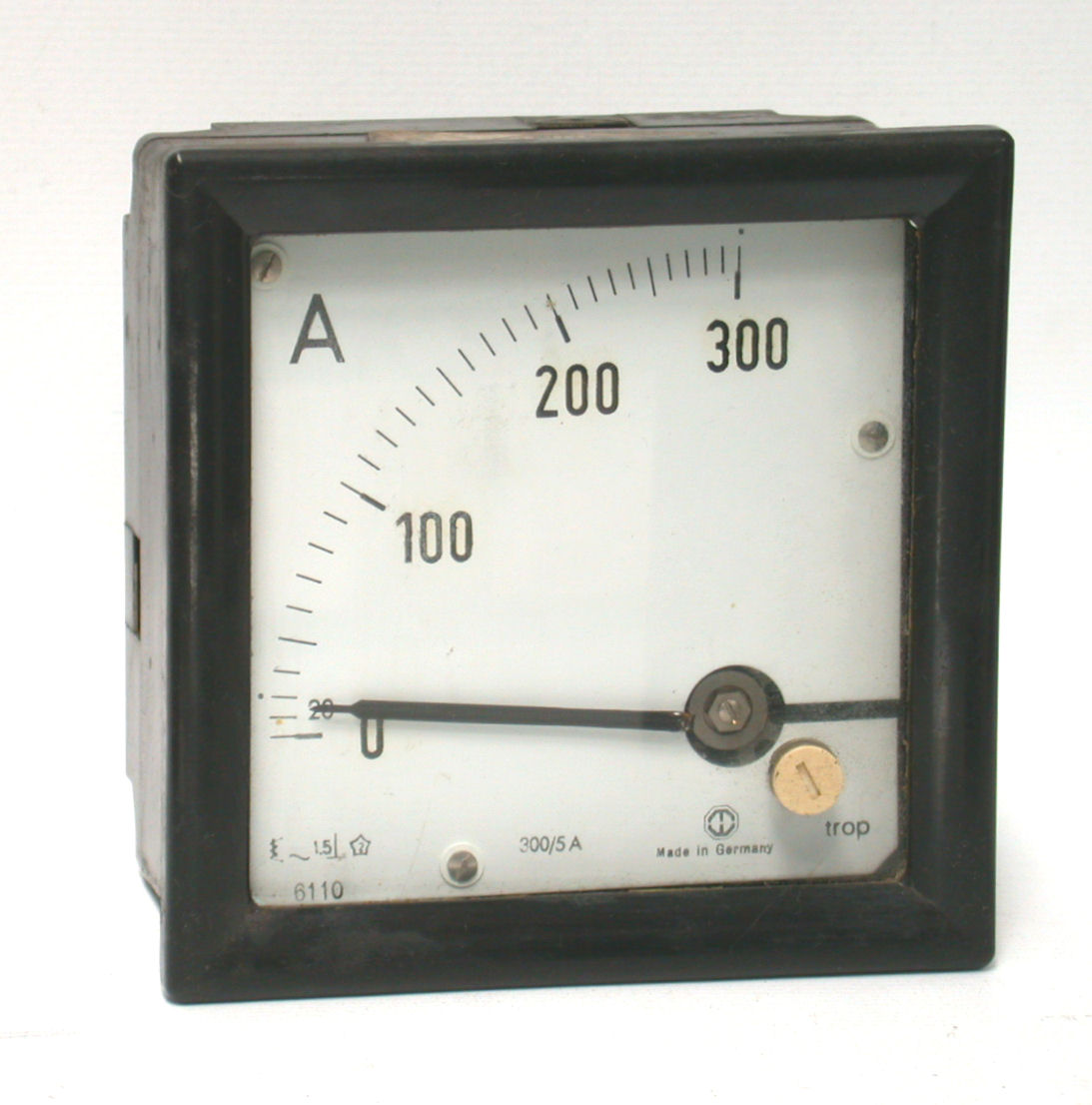 300~5Aac-96mm-Trop_00.jpg  (128.3 Kb)