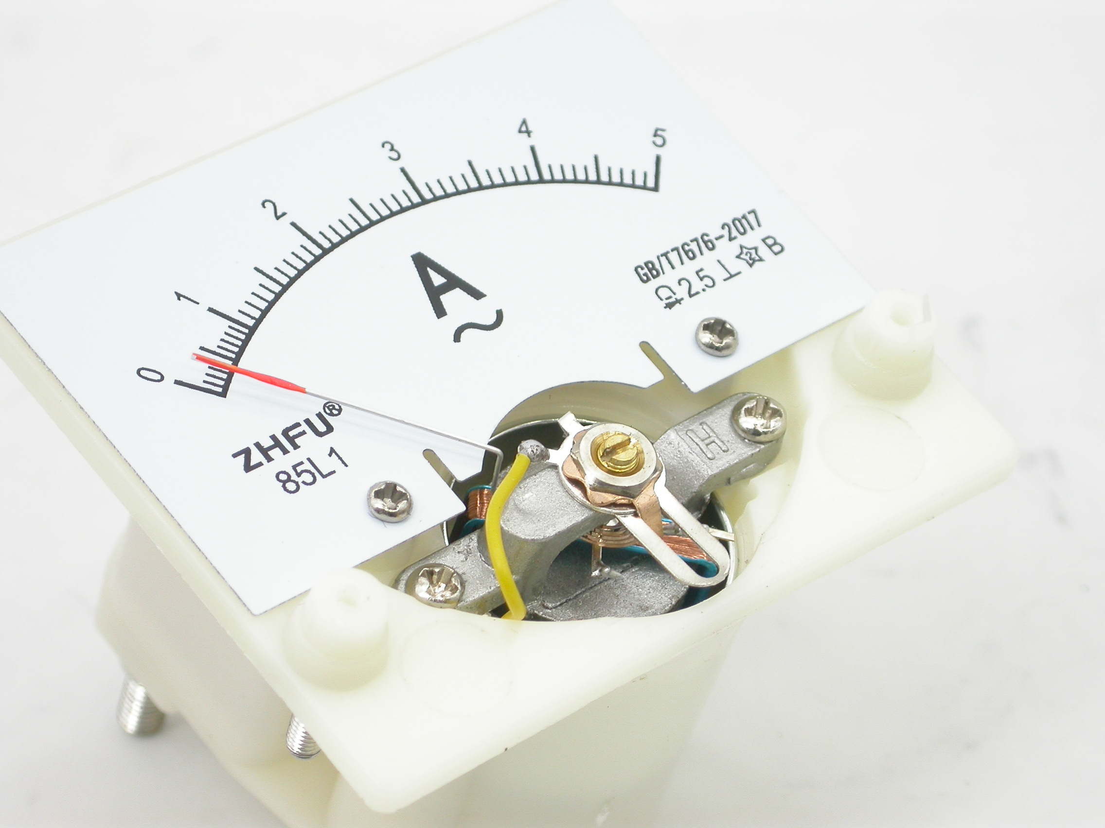 5Aac-85L1-ZHFU_08.JPG  (569.1 Kb)