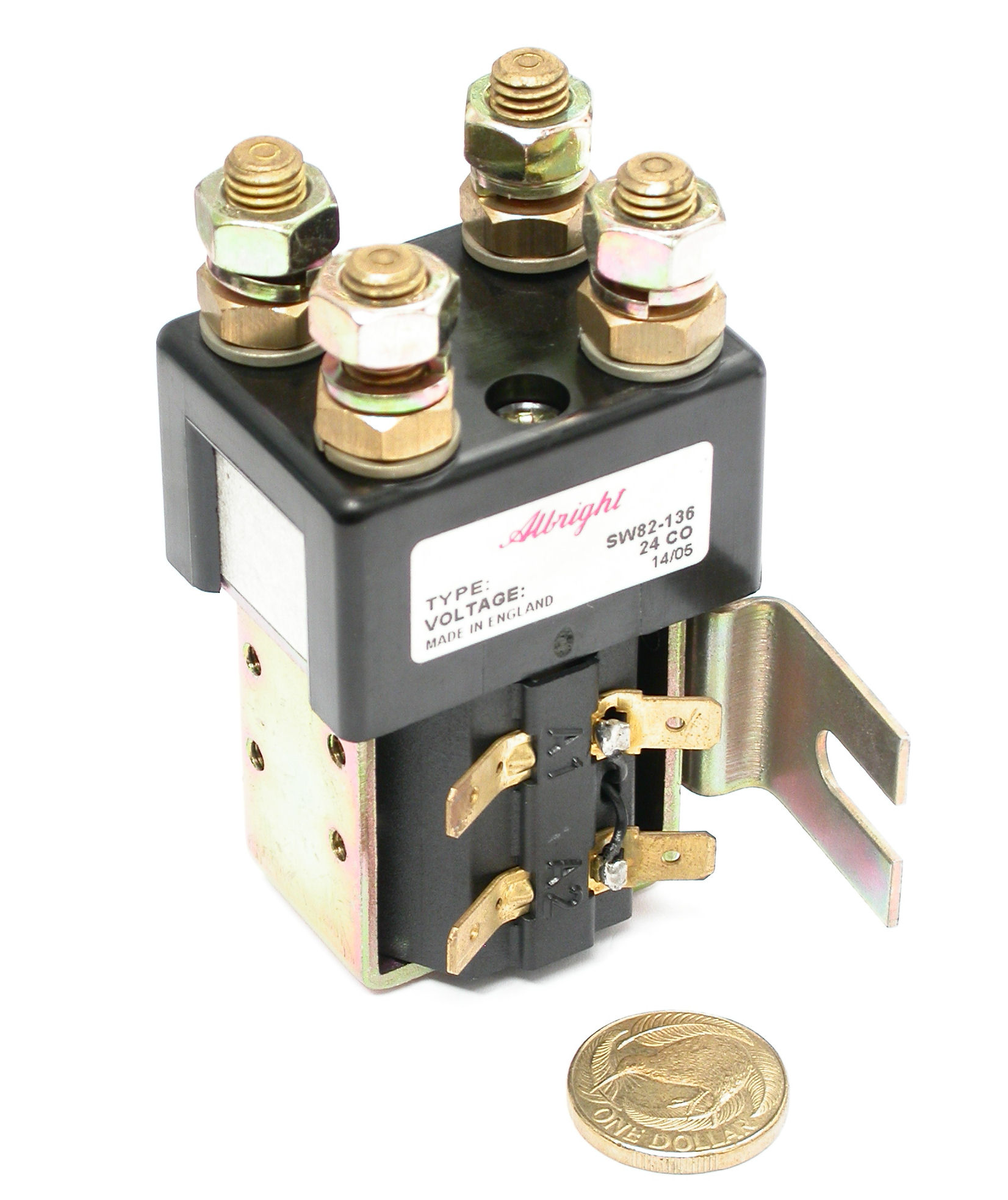 2PNO-100A-24V-SW82-136-Albright_04.JPG  (310.4 Kb)