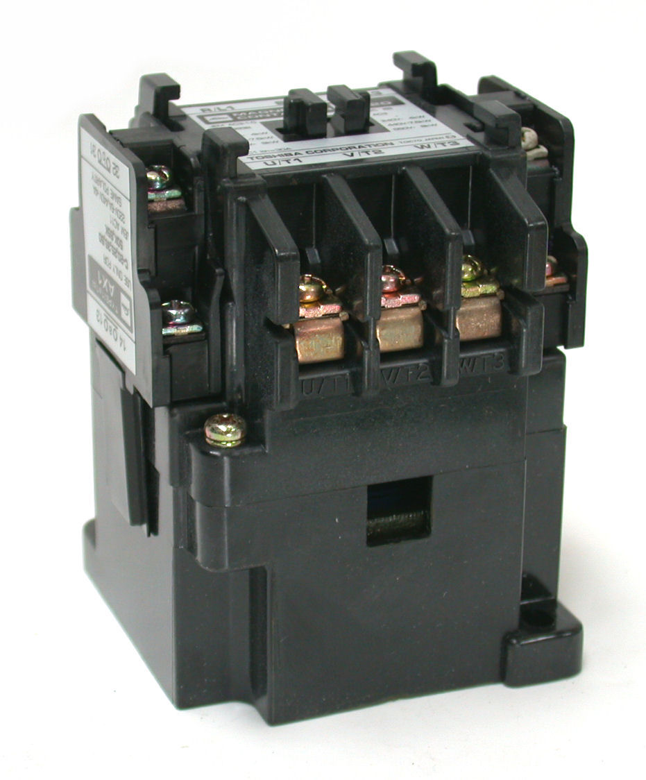 3PNO-30A-200VAC-C20-Toshiba-TVNZ590-79 001.jpg  (123.8 Kb)