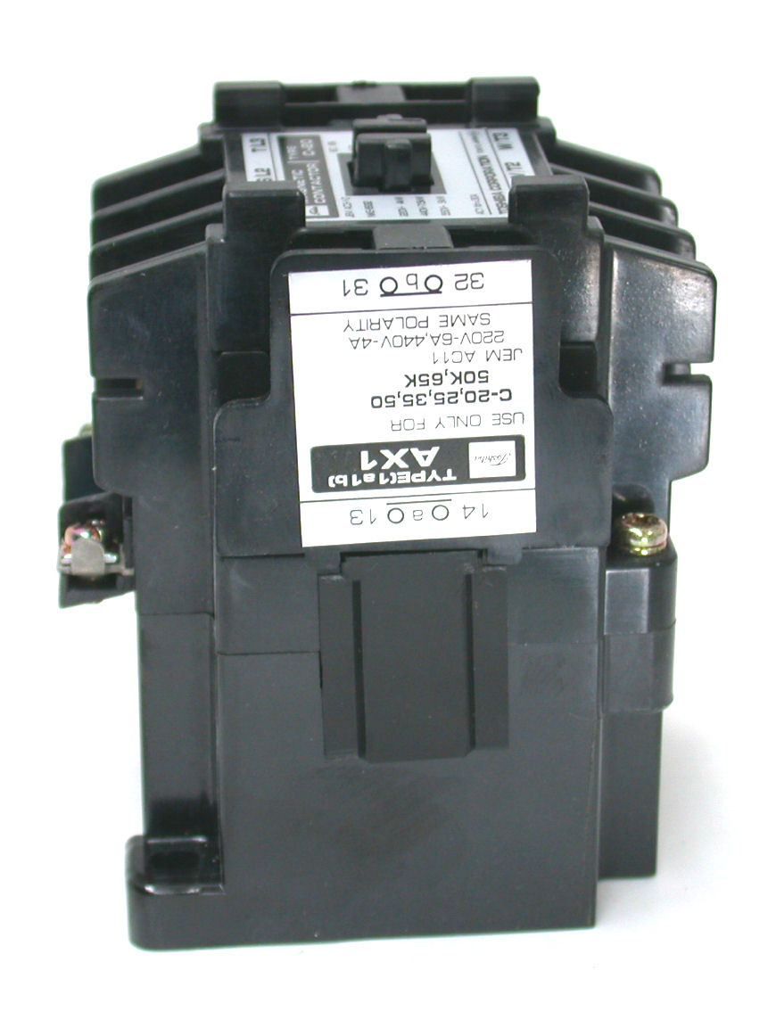 3PNO-30A-200VAC-C20-Toshiba-TVNZ590-79 007.jpg  (118.7 Kb)