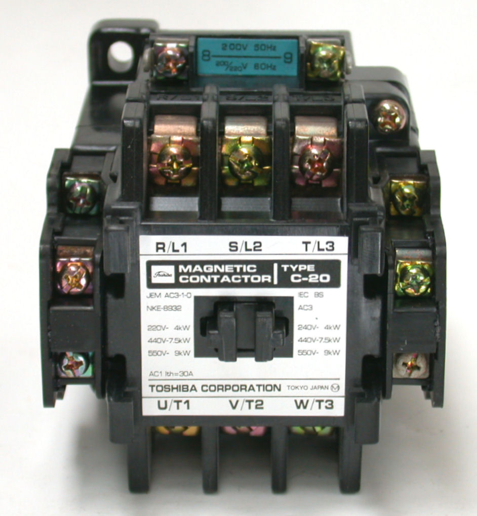 3PNO-30A-200VAC-C20-Toshiba-TVNZ590-79 009.jpg  (133.5 Kb)
