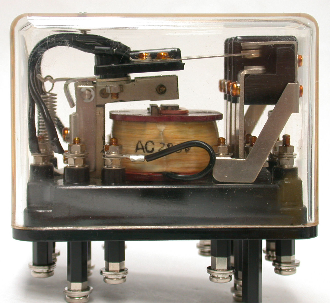 4PCO-200VAC-5A-230VAC-60mA- 6.jpg  (240.9 Kb)