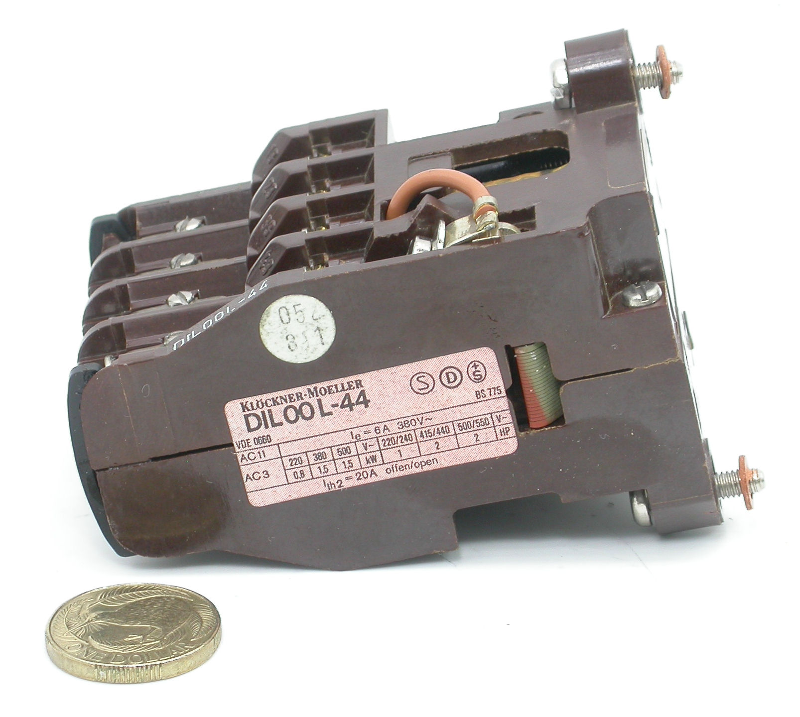 4PNO-6A-380Vac-DIL00L44-KM_02.JPG  (254.4 Kb)