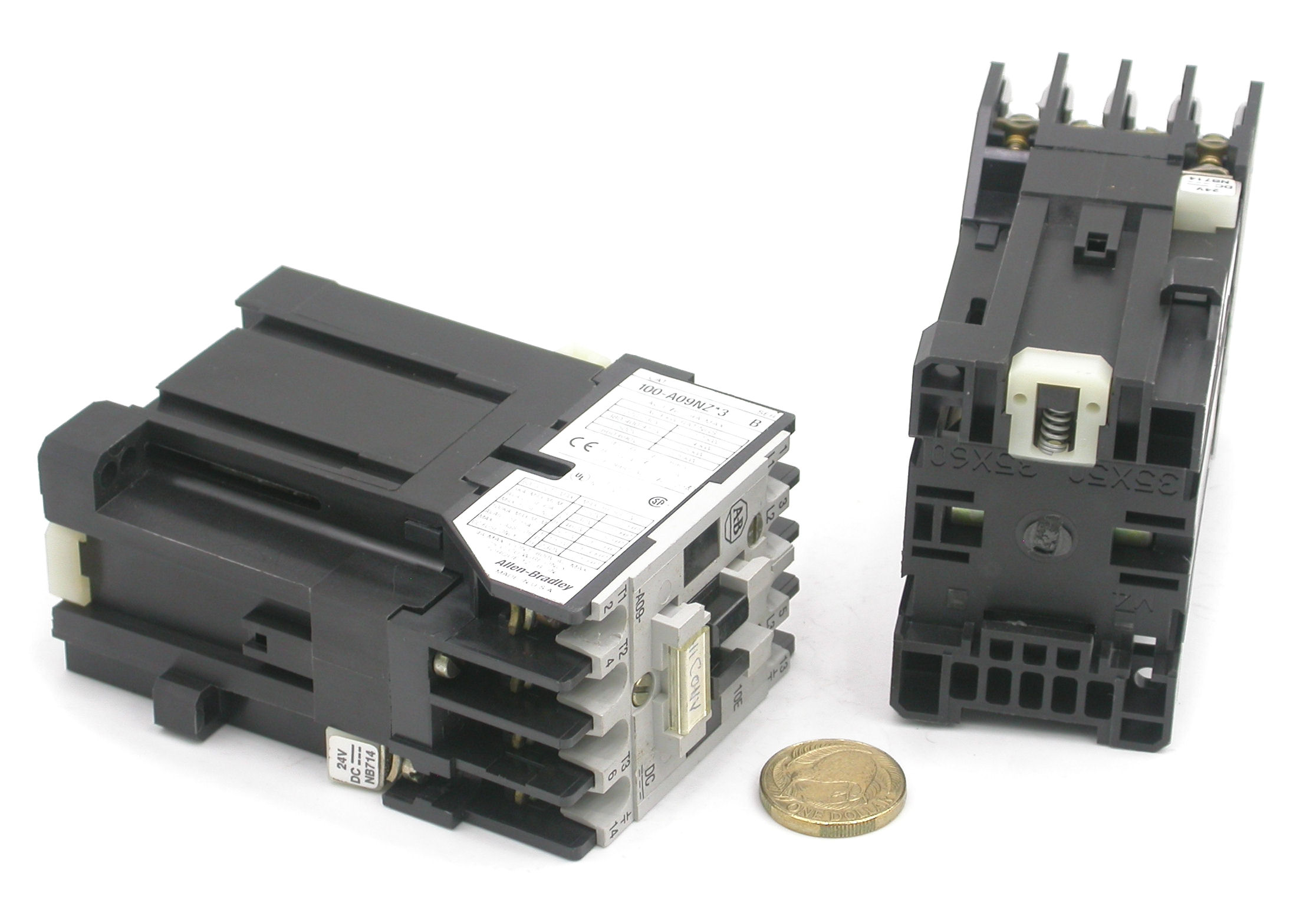 4p-22A-24Vdc-100-A09NZ3-AB_02.JPG  (274.2 Kb)