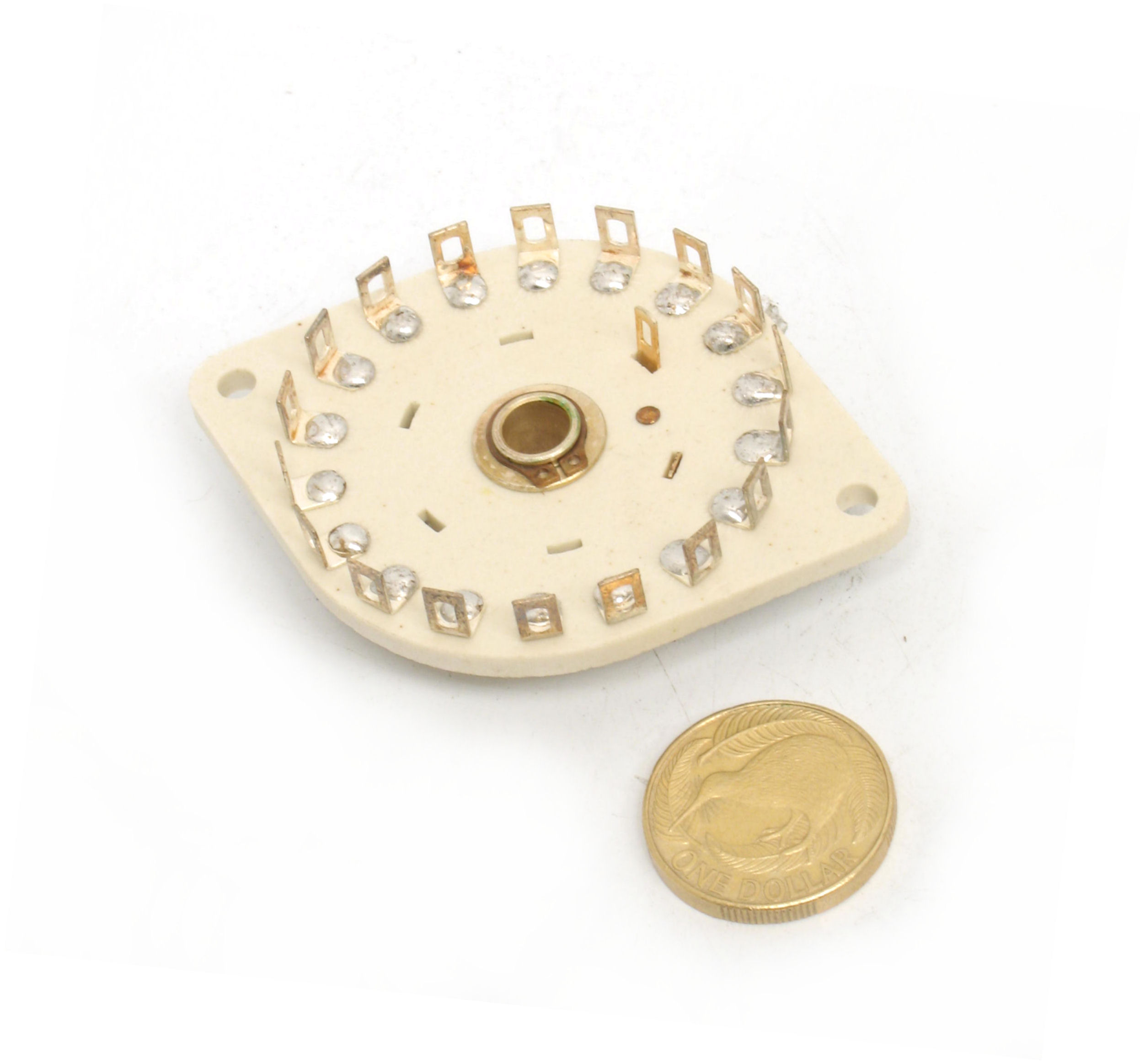 5930-00-981-5869_03.JPG  (295.4 Kb)