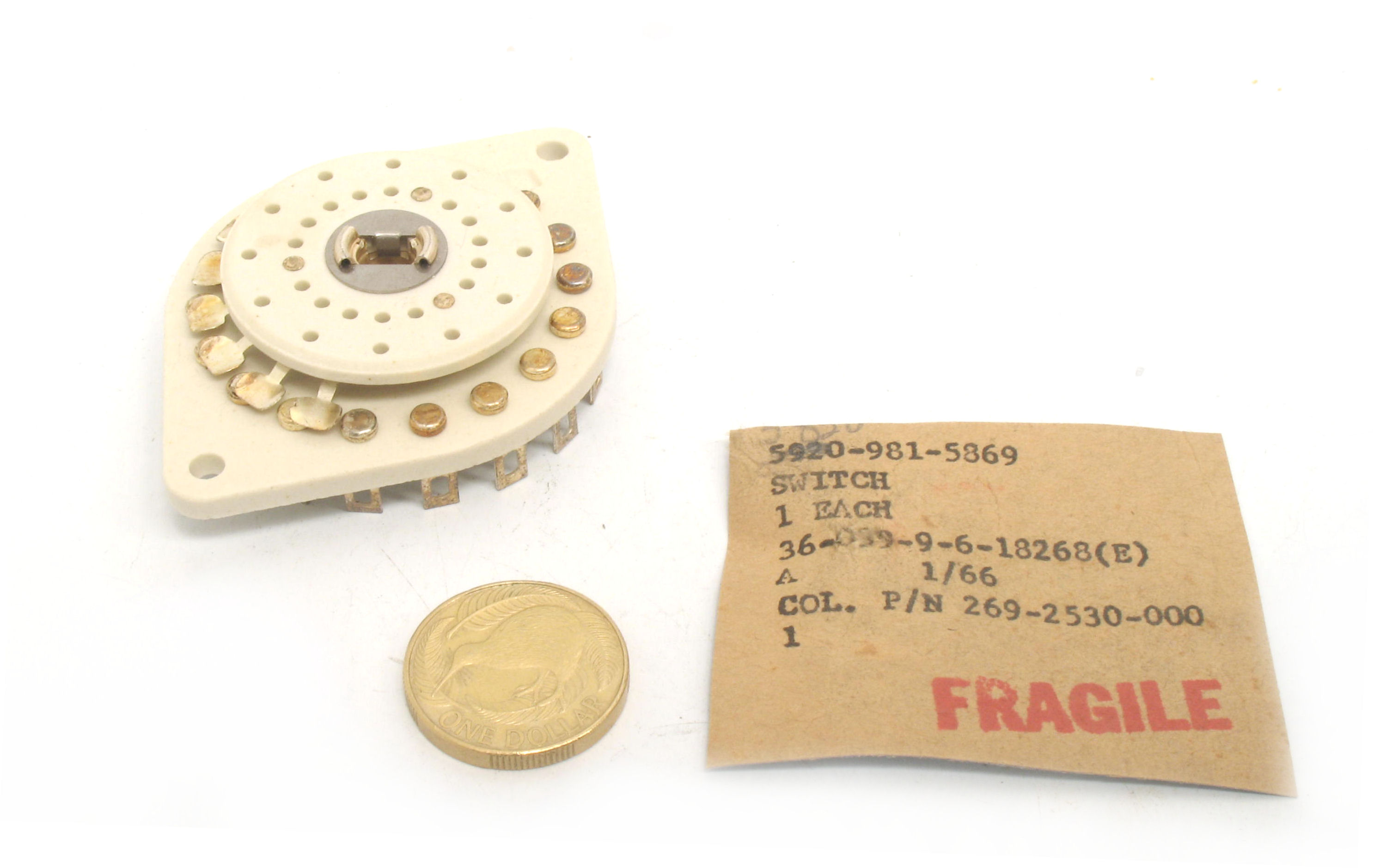 5930-00-981-5869_04.JPG  (347.4 Kb)