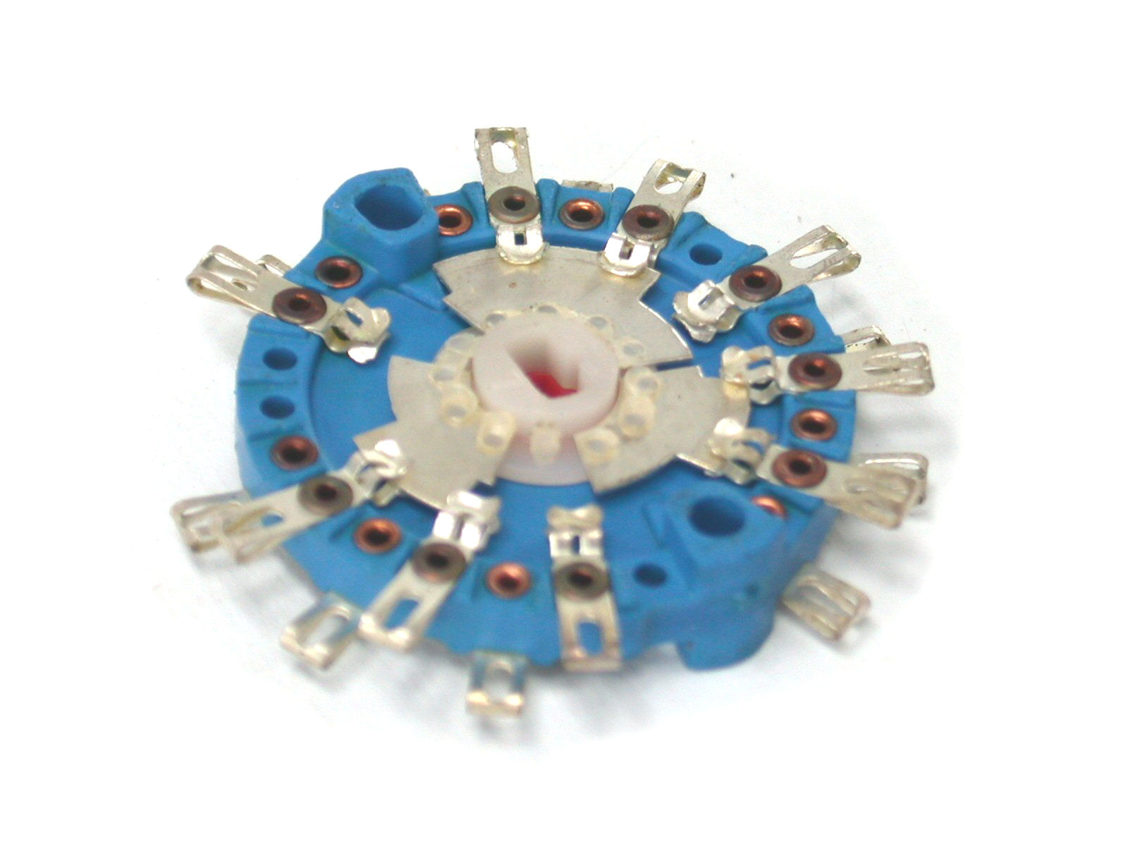 MA-6p2w-MBM-2.jpg  (167.9 Kb)