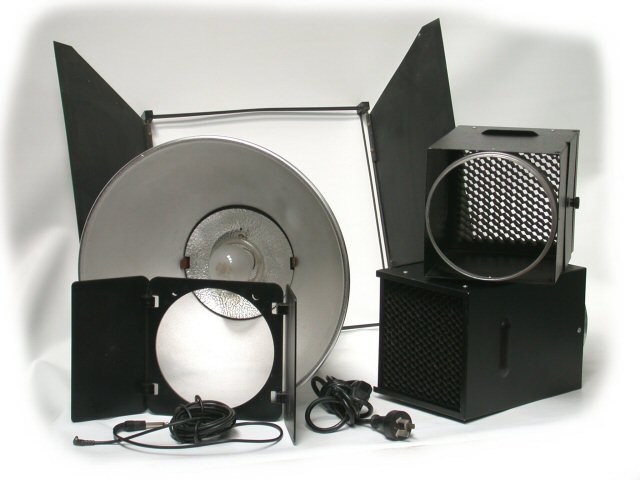 Bowens-Monolite-200-2-640.jpg  (99.4 Kb)