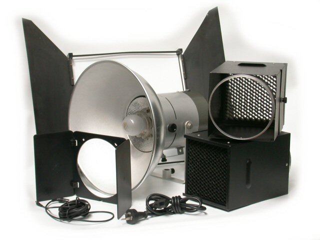 Bowens-Monolite-200-4-640.jpg  (99.0 Kb)