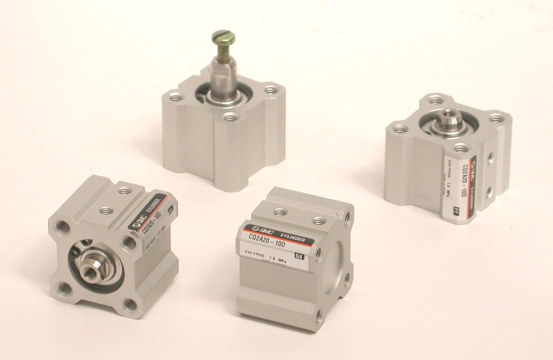 CQ2A20-10D-SMC-042.JPG  (166.2 Kb)