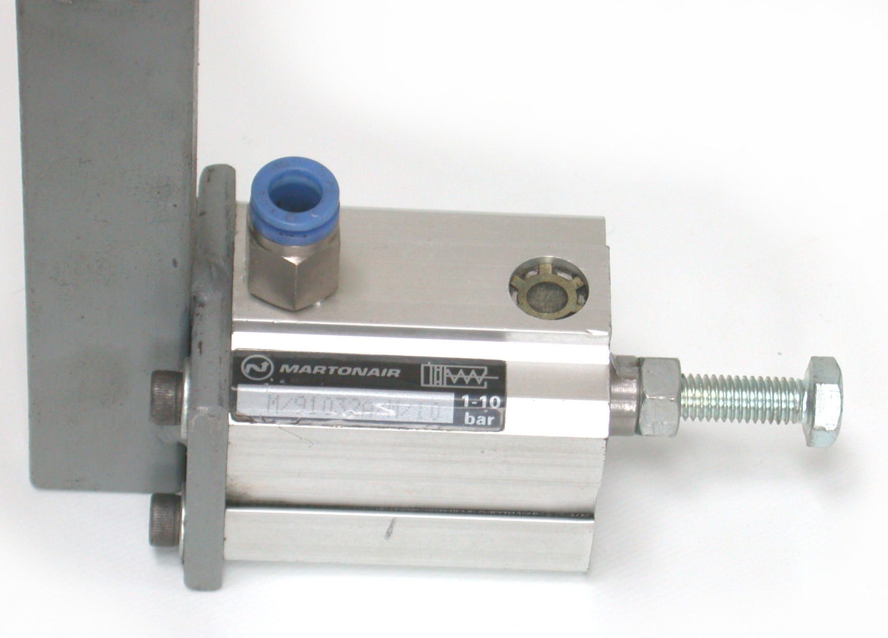 M91032A-M10-MartinAir-012.jpg  (230.3 Kb)