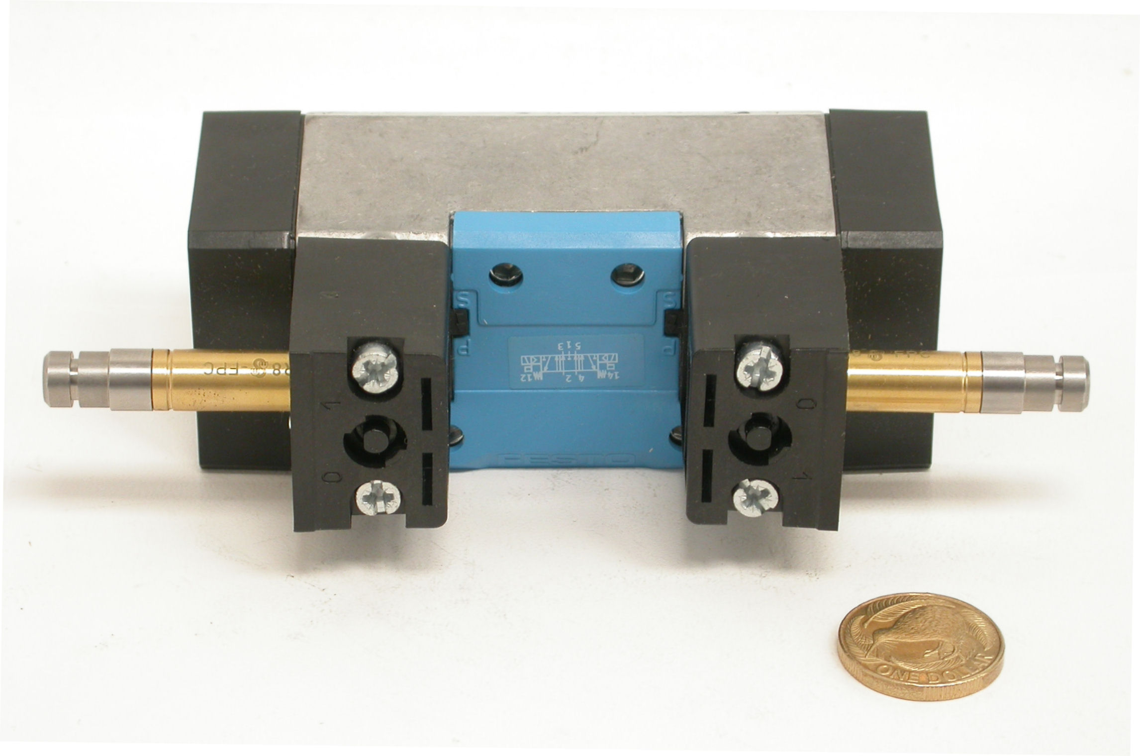 MN1H5-3E1C-ValveHead-Festo-030.JPG  (264.8 Kb)