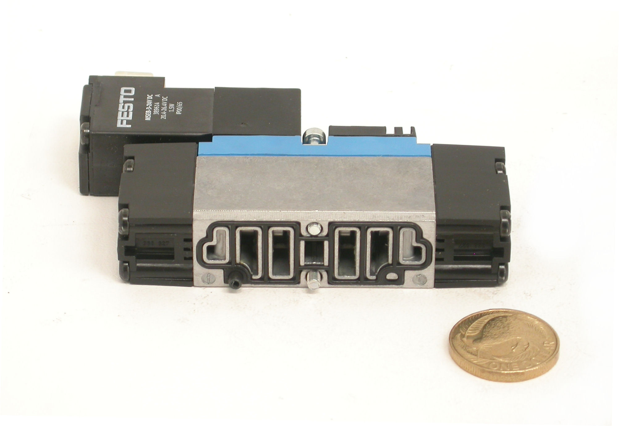 MN2H5-2D02-ValveHead-Festo-020.JPG  (199.2 Kb)