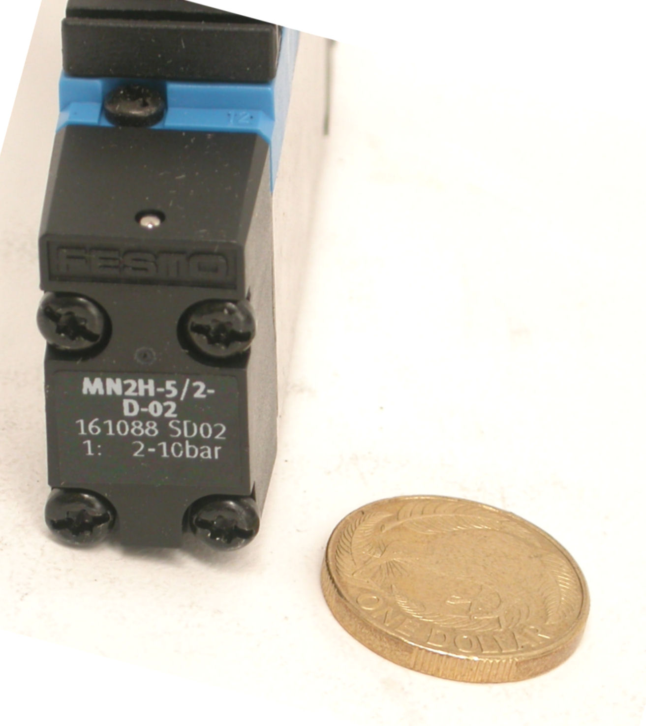 MN2H5-2D02-ValveHead-Festo-04.JPG  (144.2 Kb)