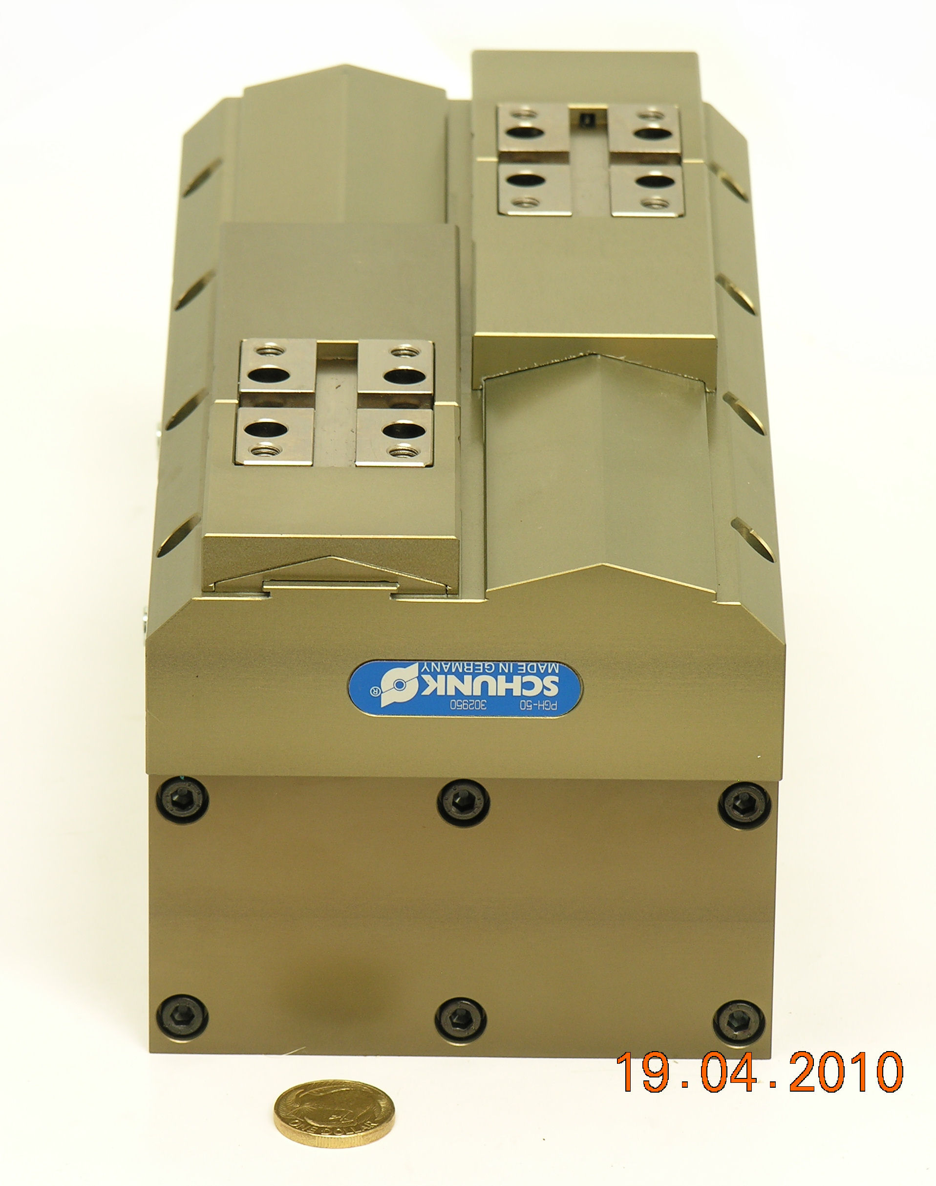 PGH-50-302950-Gripper-Schunk-06.JPG  (405.3 Kb)