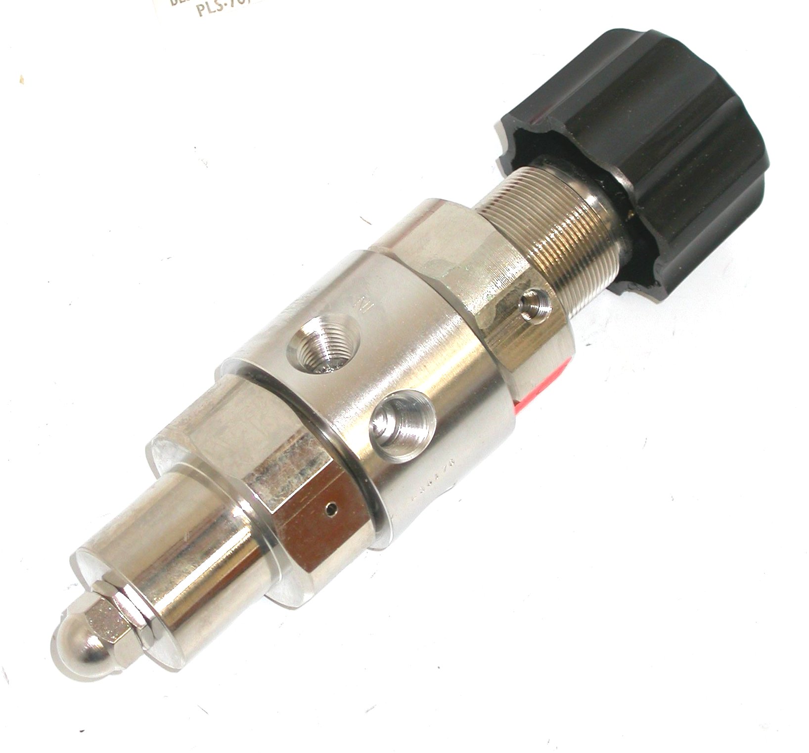 Regulator-44-34XXS-24-XXX-Tescom-02.jpg  (170.3 Kb)