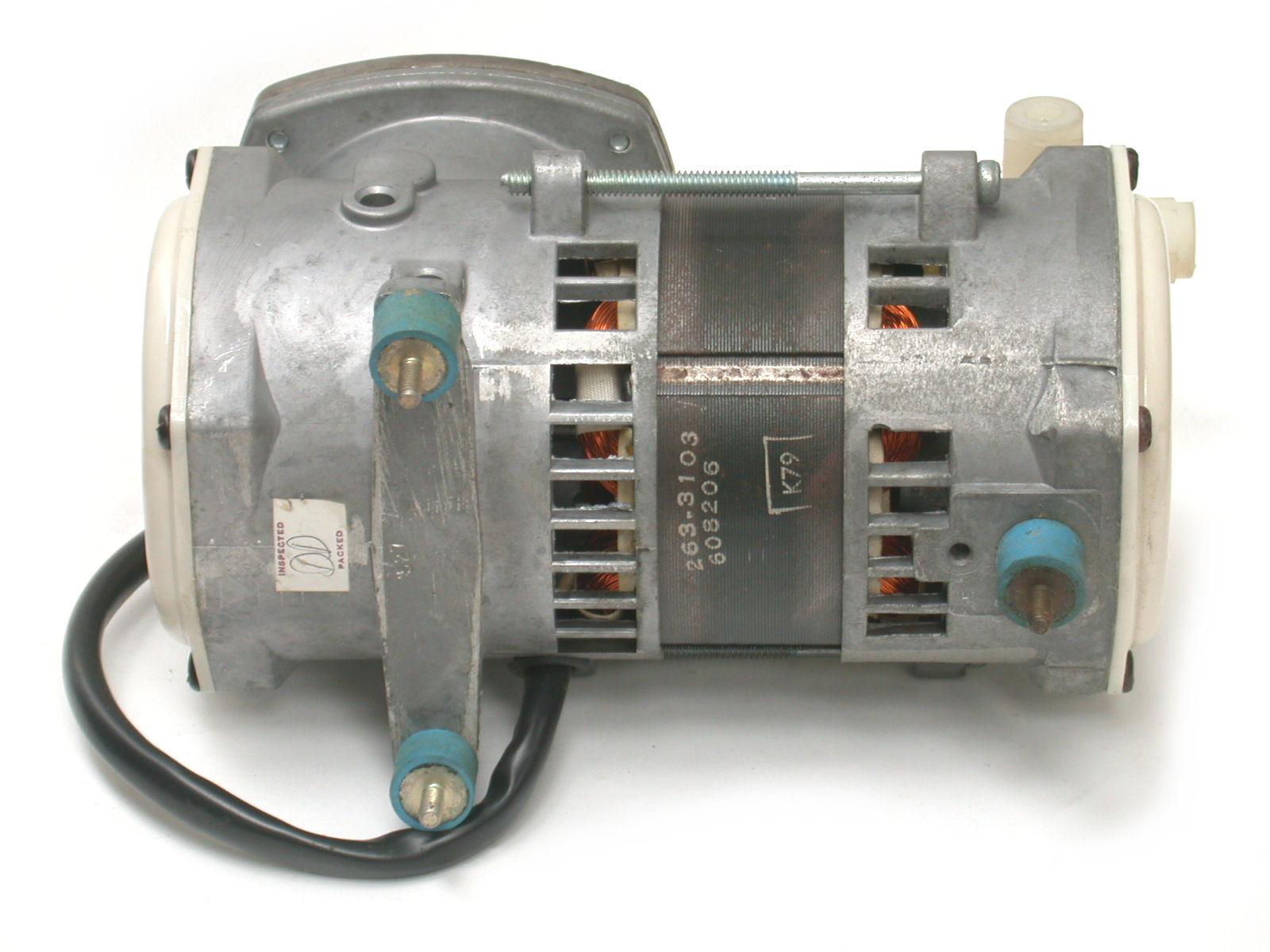 Thomas-107CCD14-8.jpg  (215.9 Kb)