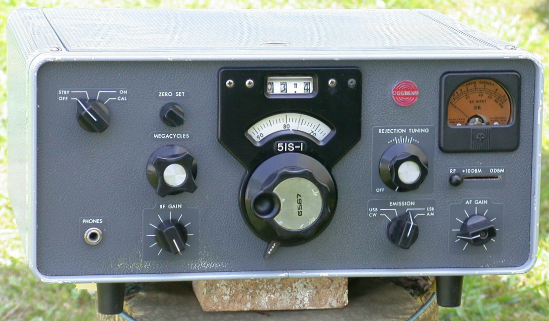 51S1-Collins_007.jpg  (302.4 Kb)