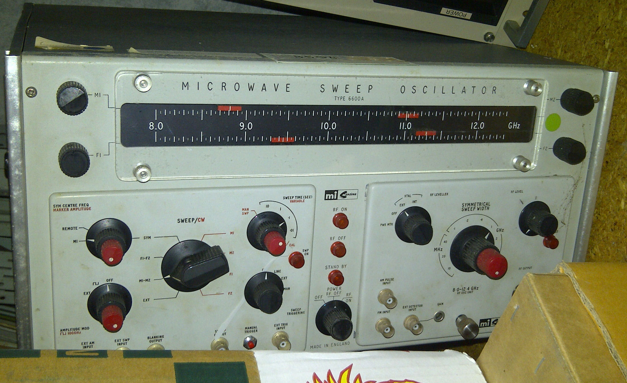 6600A-Marconi_07.jpg  (508.1 Kb)