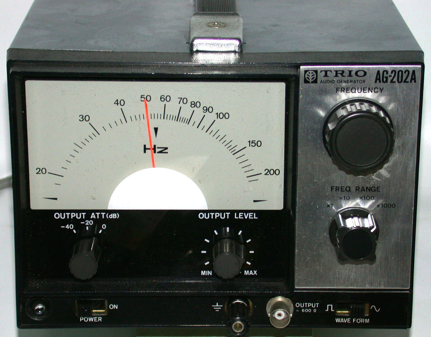 AG202A-Trio_02.jpg  (245.1 Kb)