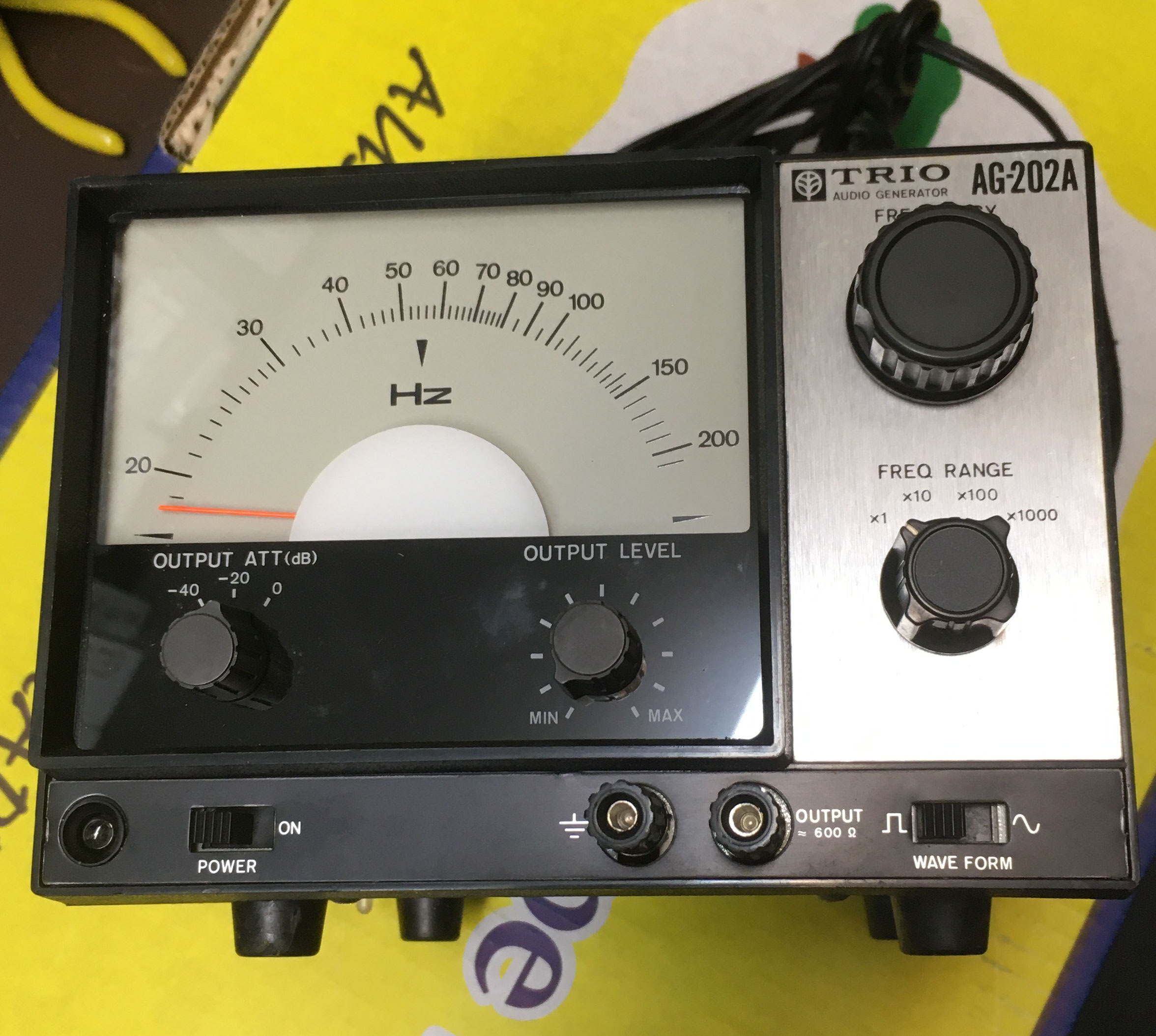 AG202A-Trio_3871.JPG  (517.6 Kb)