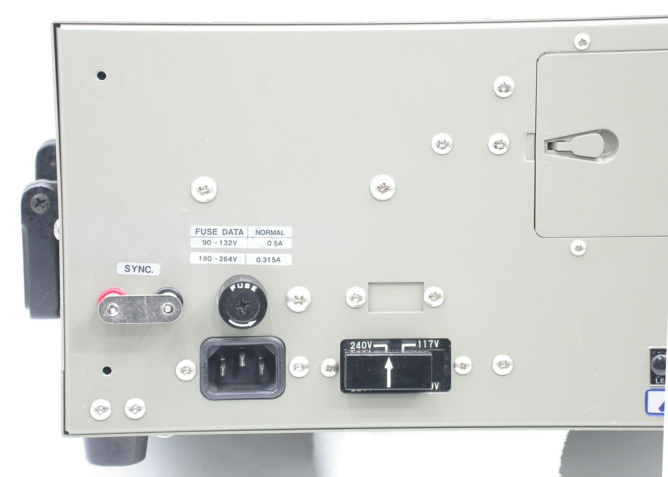 LAV191-Leader_032.JPG  (290.9 Kb)