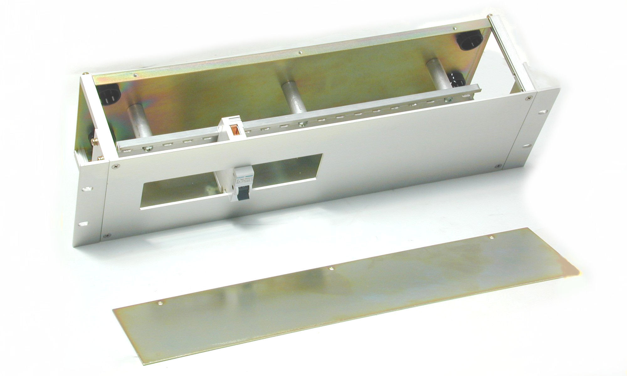 DCDM-3Ux100-MS12ZC-TopOpen.jpg  (186.1 Kb)