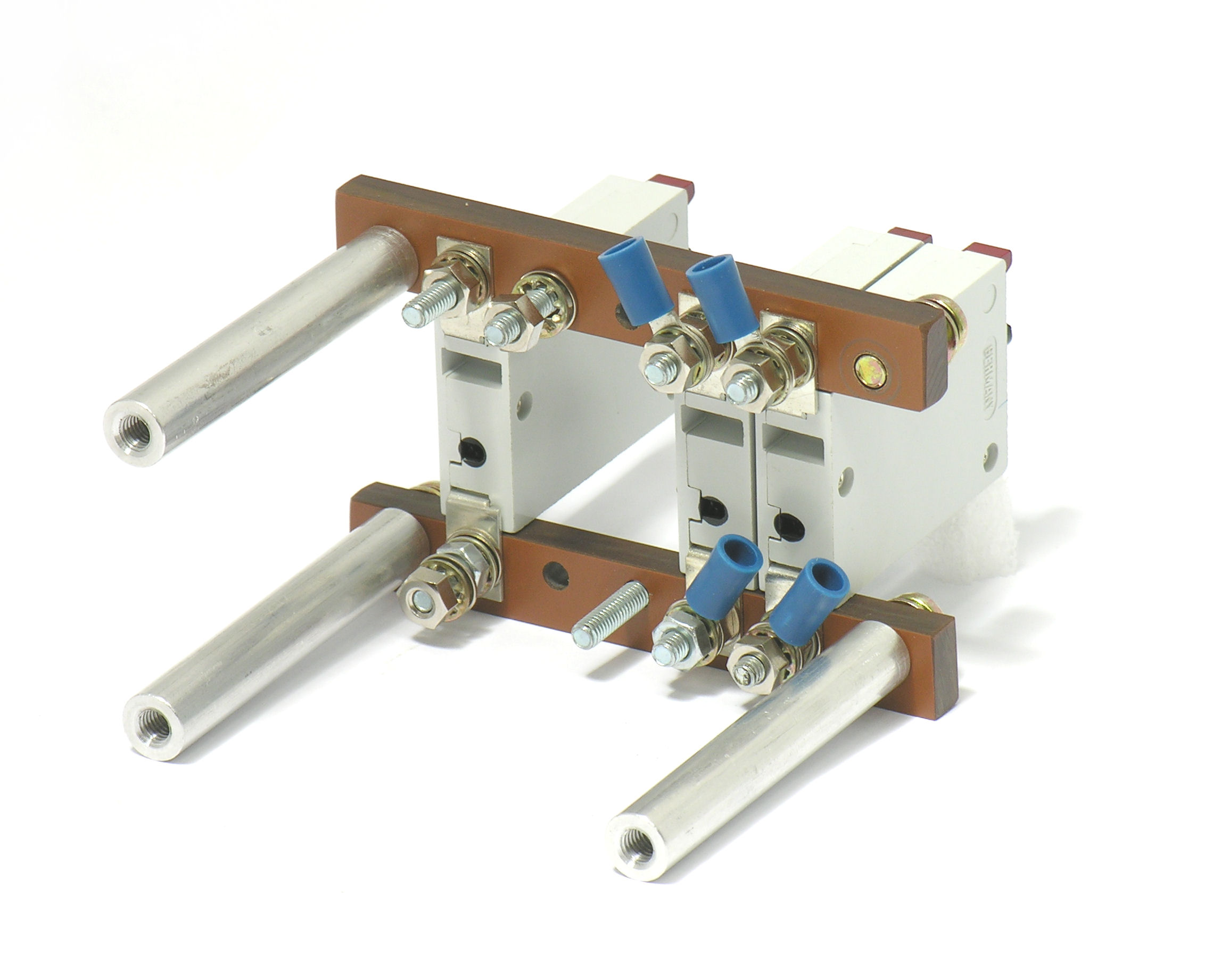 DCDM-CB-Assy-DSCN1427.JPG  (283.8 Kb)