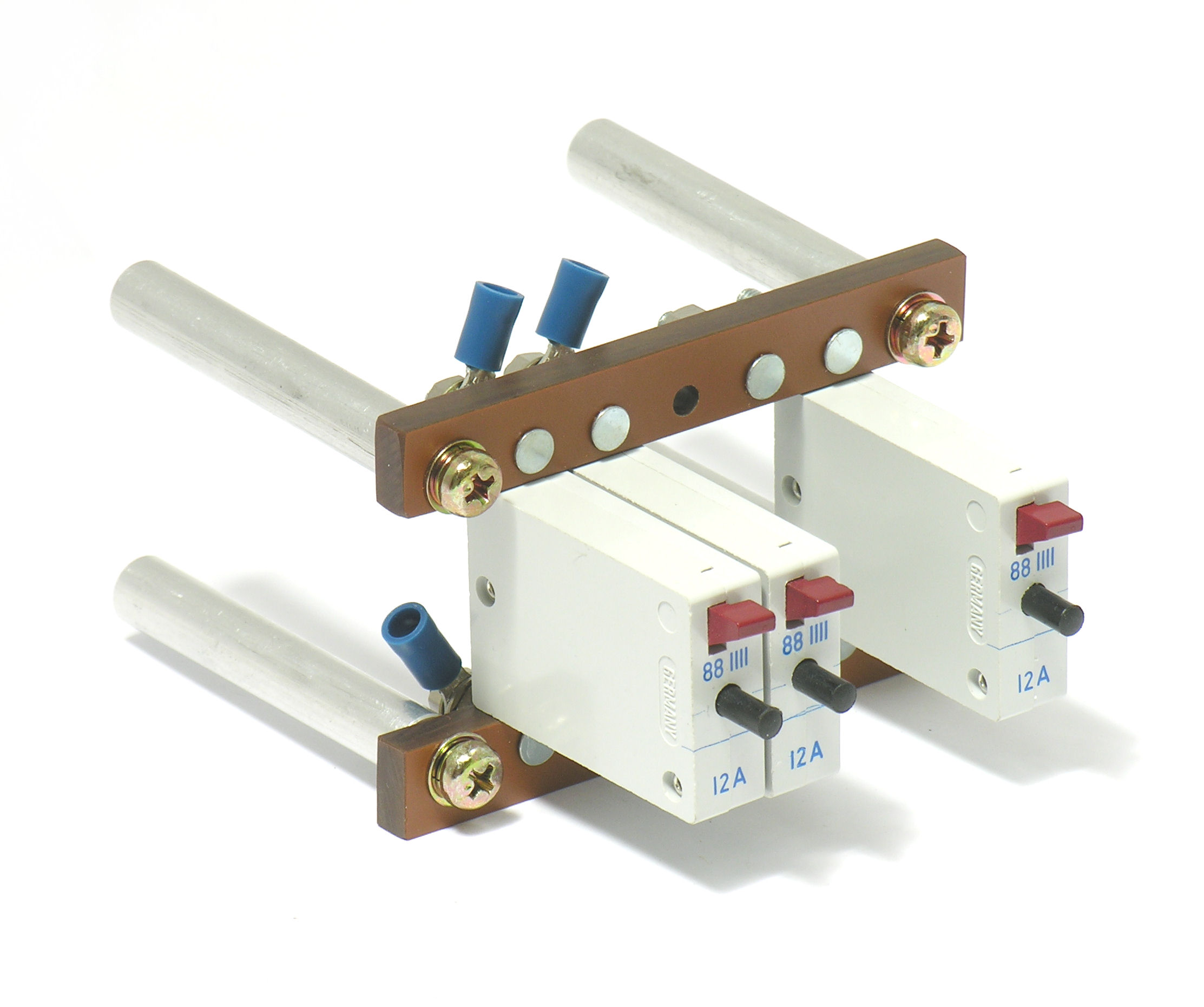 DCDM-CB-Assy-DSCN1432.JPG  (262.2 Kb)