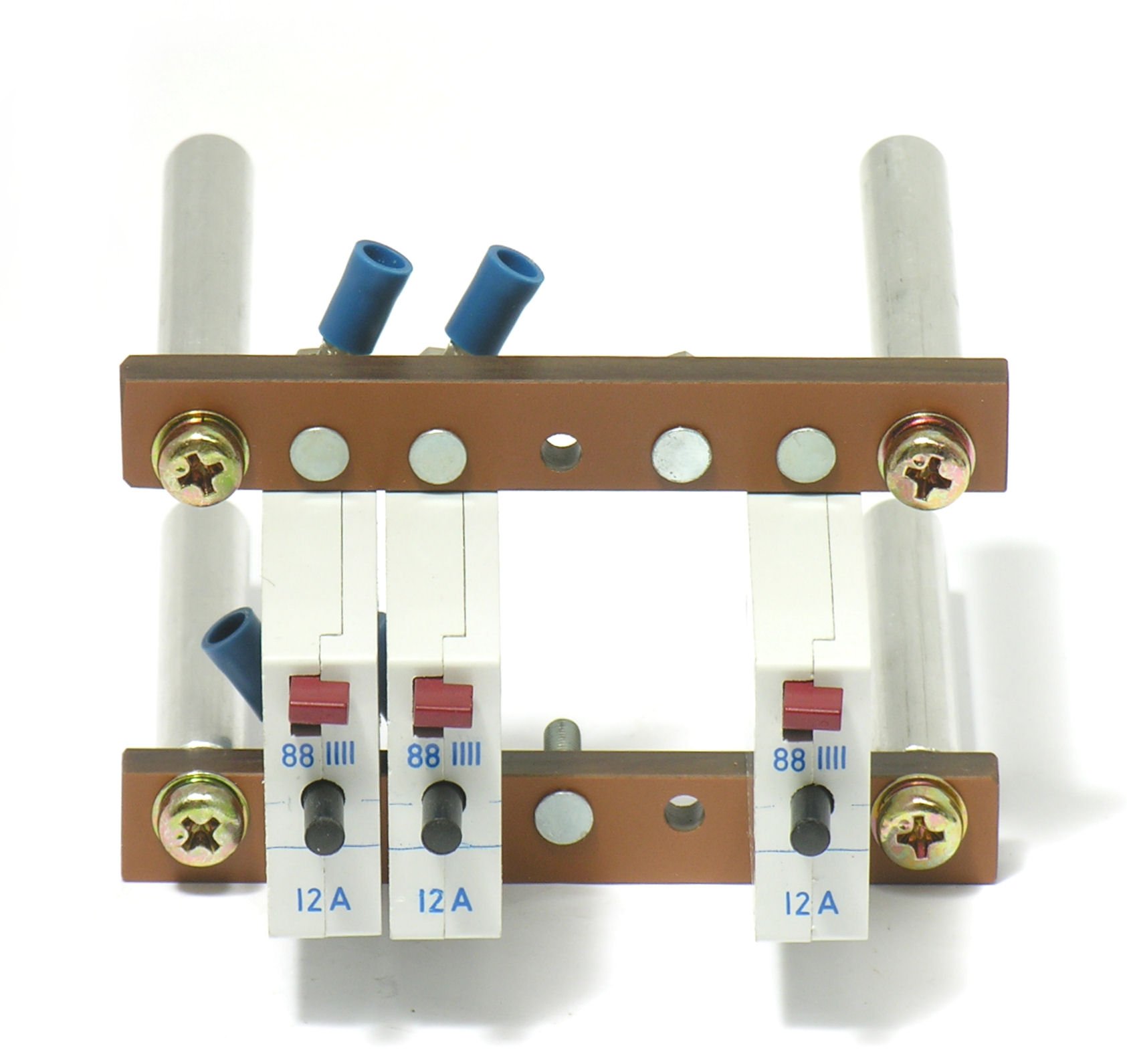 DCDM-CB-Assy-DSCN1442.JPG  (153.7 Kb)