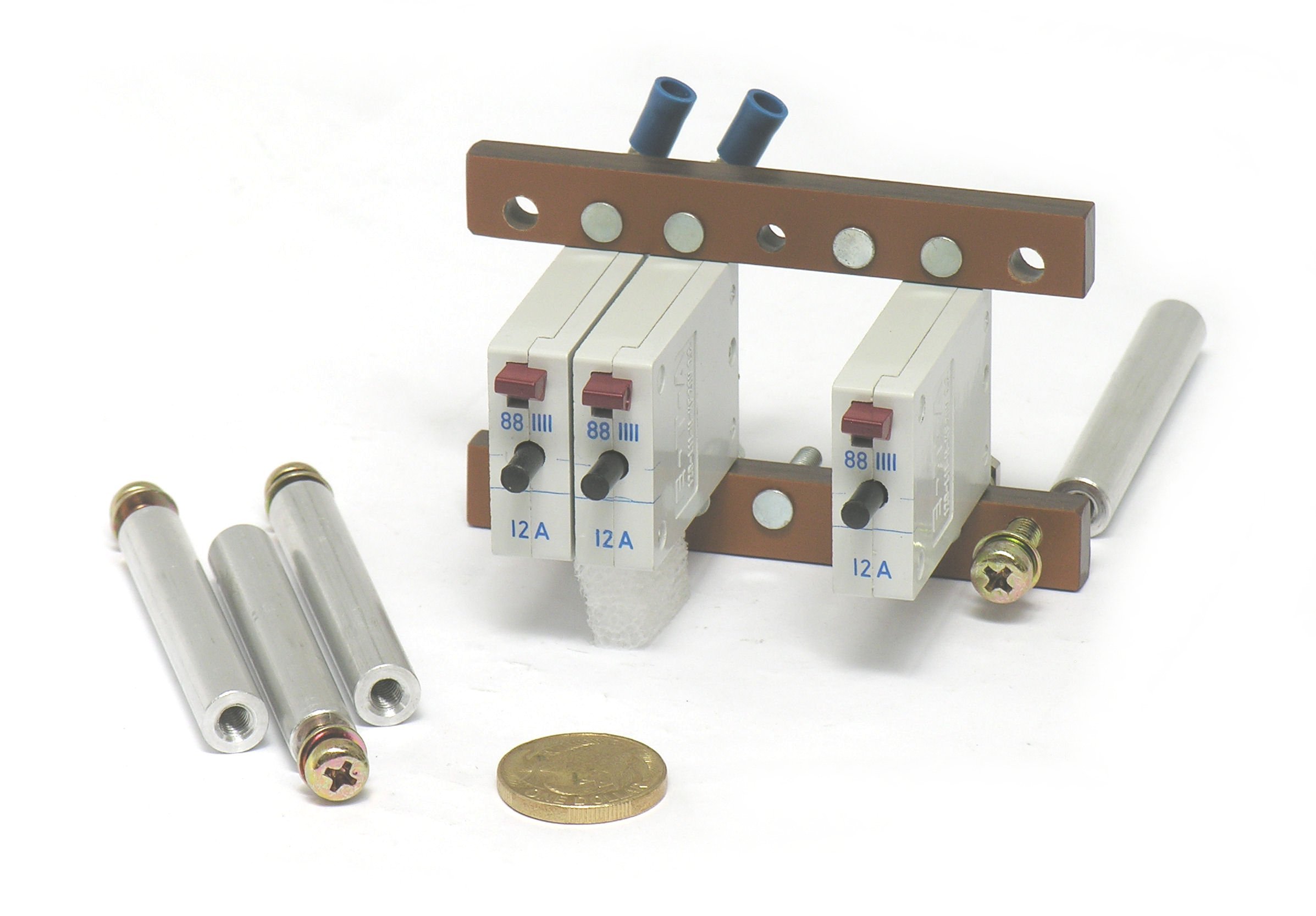 DCDM-CB-Assy-DSCN1454.JPG  (229.0 Kb)
