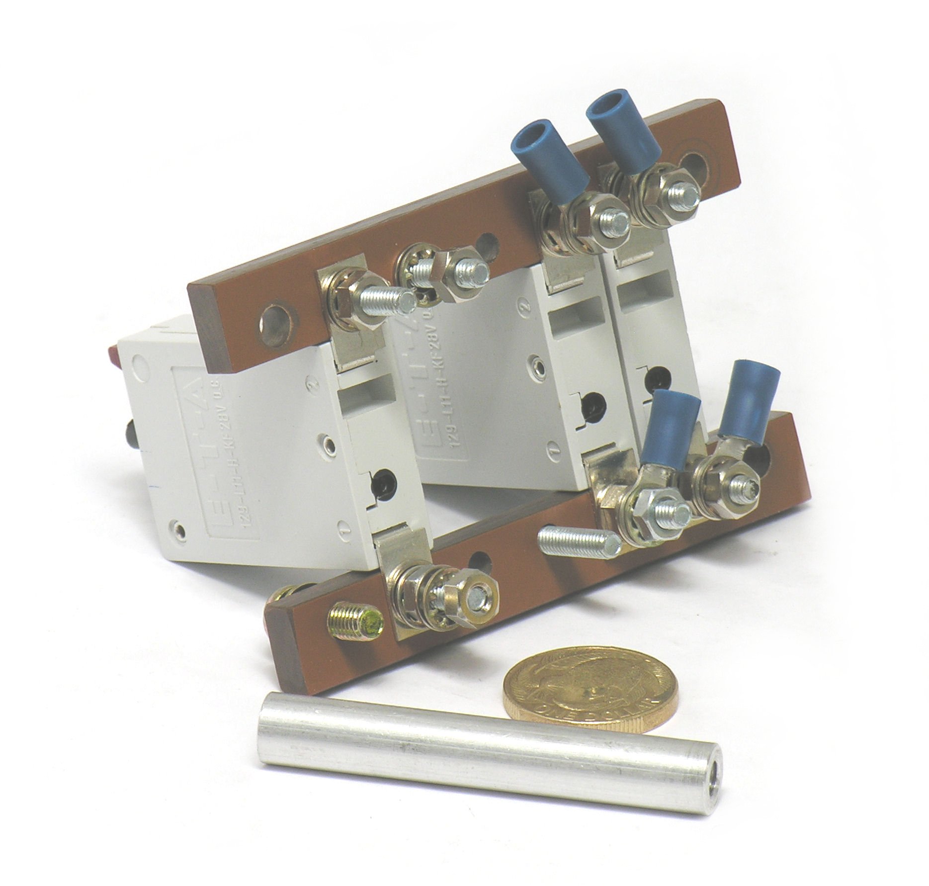 DCDM-CB-Assy-DSCN1455.JPG  (224.1 Kb)