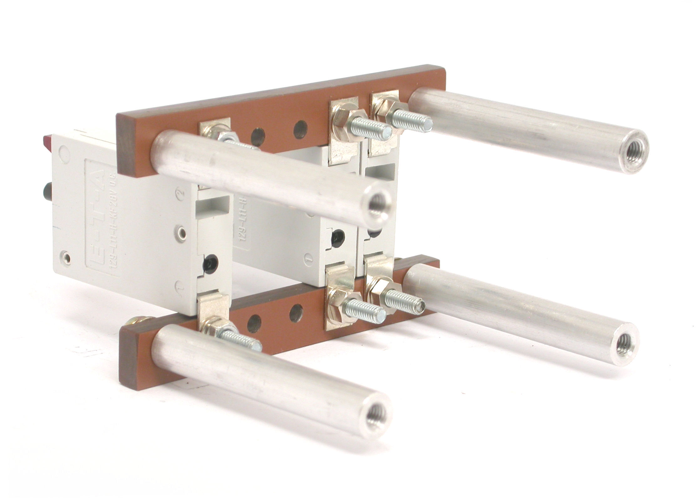 DCDM-CB-Assy-DSCN4874.JPG  (236.1 Kb)